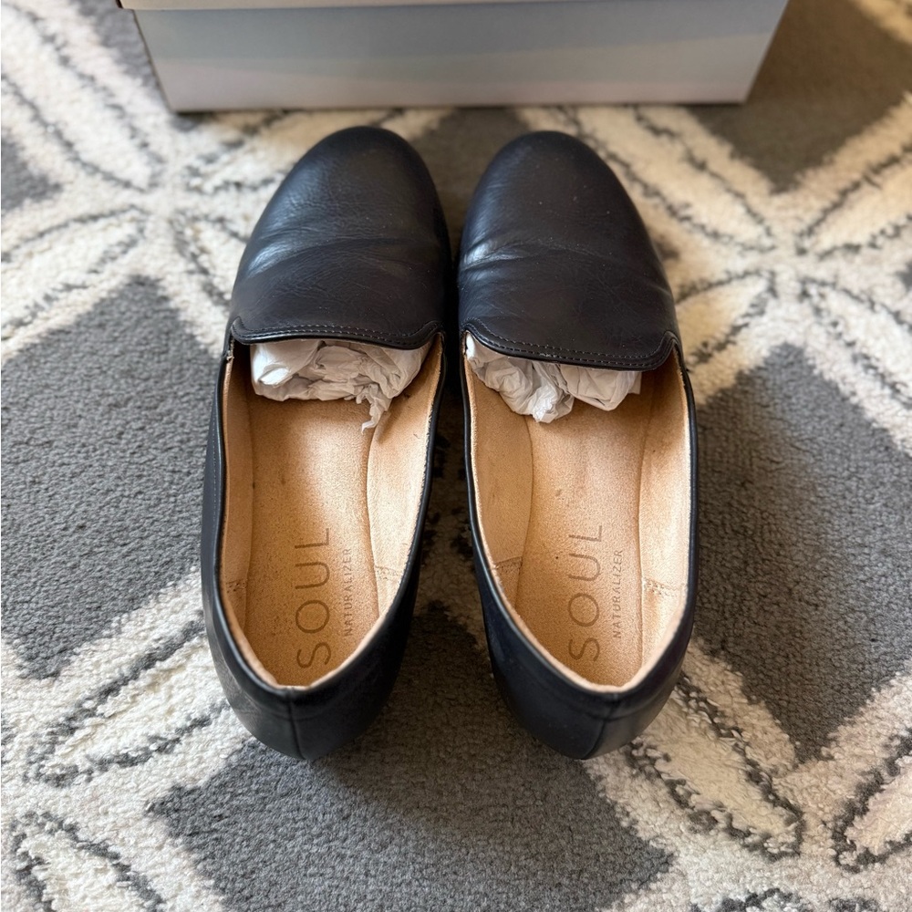 SOUL Naturalizer Classic Black Loafers